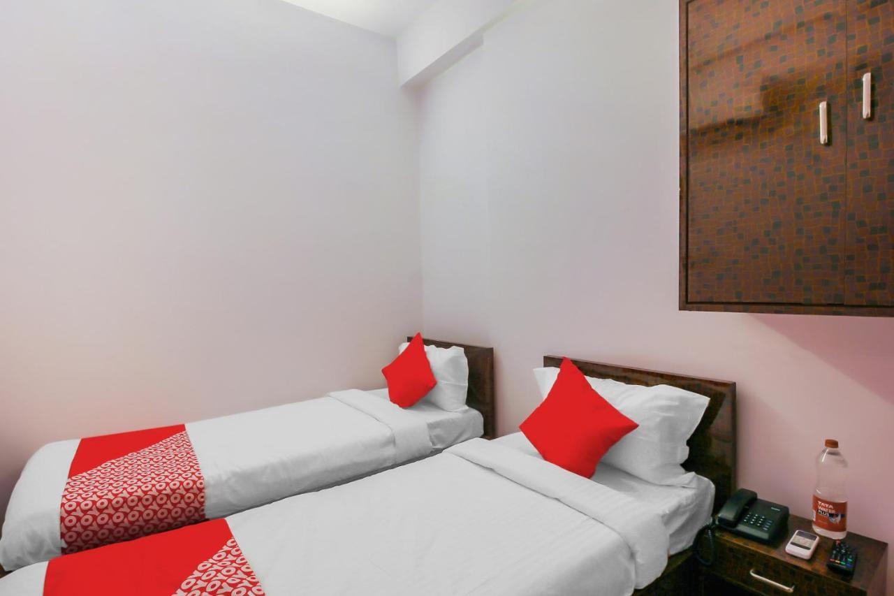 โอโย 17168 Hz ลอดจ์ Hotel ไฮเดอราบัด ภายนอก รูปภาพ