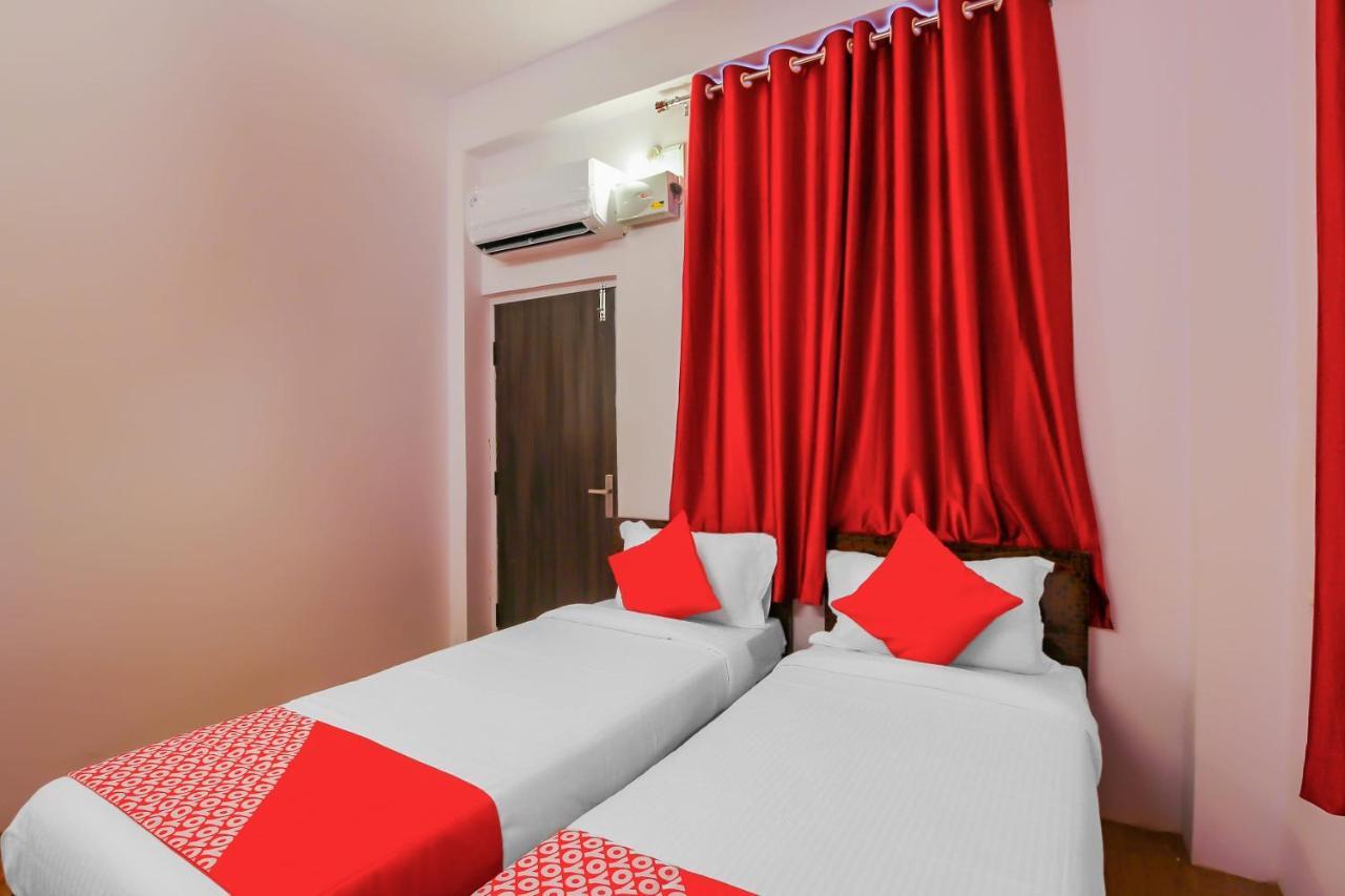 โอโย 17168 Hz ลอดจ์ Hotel ไฮเดอราบัด ภายนอก รูปภาพ