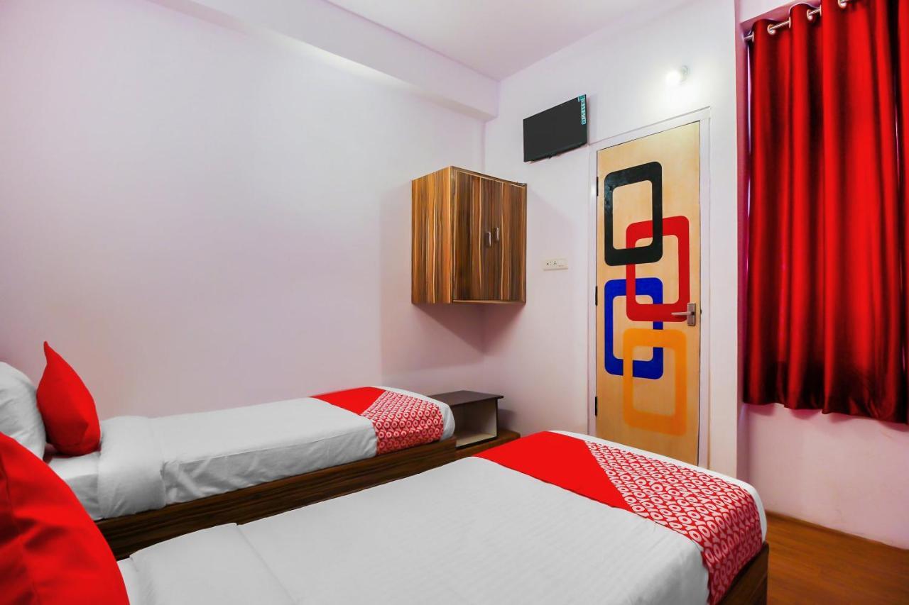 โอโย 17168 Hz ลอดจ์ Hotel ไฮเดอราบัด ภายนอก รูปภาพ